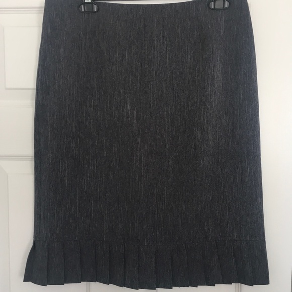 Dresses & Skirts - Lightweight pleated skirt